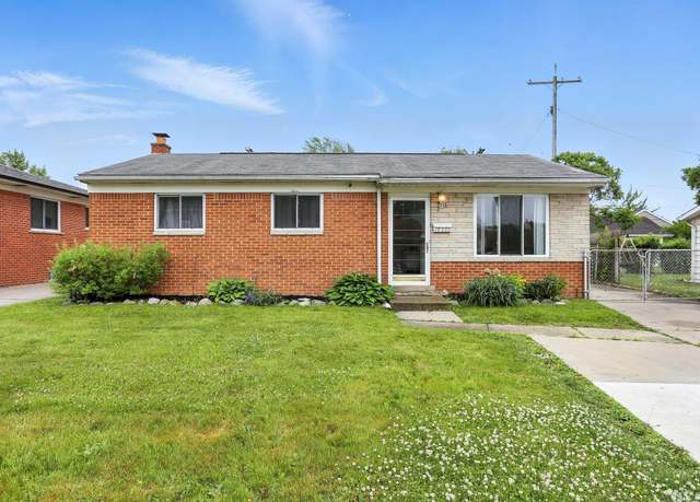 Property at 18260 N Spring Ct, Fraser, MI 48026, 3 beds, 3 baths