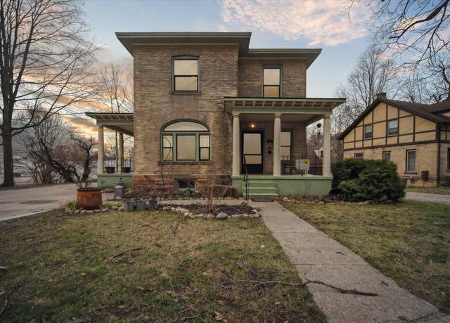 Property at 911 W Main St, Ionia, MI 48846, 4 beds, 1.5 baths