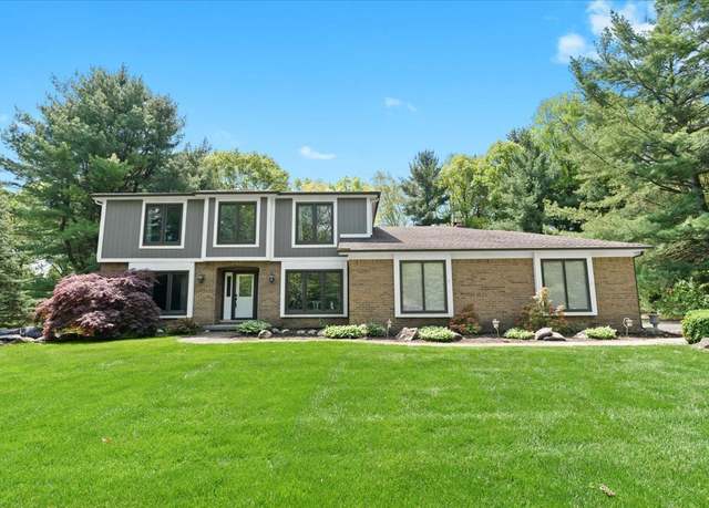 Property at 6588 White Pines Dr, Brighton, MI 48116, 4 beds, 2.5 baths