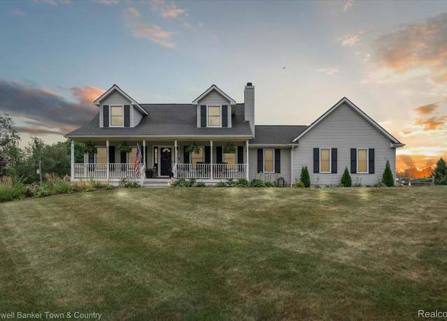 Property at 11670 Clyde Rd, Hartland Township, MI 48430, 4 beds, 3 baths