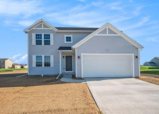 Property at 5917 Vrana Dr, Berrien Springs, MI 49103, 4 beds, 2.5 baths