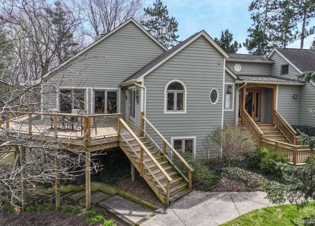 Property at 15355 Longfellow Dr, Byron, MI 48418, 4 beds, 3 baths