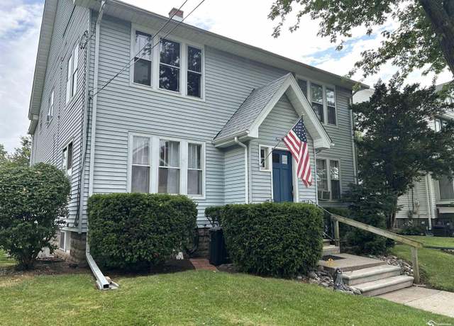 Property at 117 E 8th St, Monroe, MI 48161, 4 beds, 4 baths