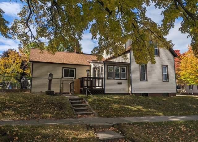 Property at 510 5th St, Ludington, MI 49431, 4 beds, 1.5 baths