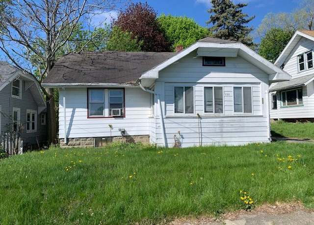 Property at 733 Cadillac St, Flint, MI 48504, 2 beds, 1 bath