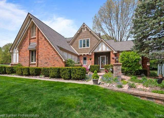 Property at 61218 Miriam Dr, Washington, MI 48094, 3 beds, 2.5 baths