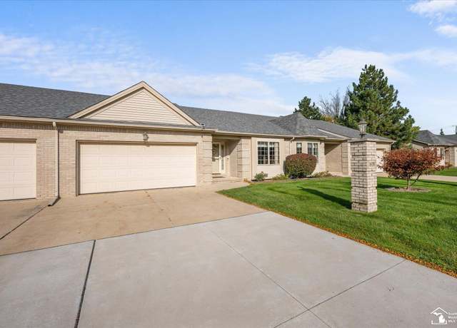 Property at 1631 Tony Ct, Monroe, MI 48162, 2 beds, 2 baths