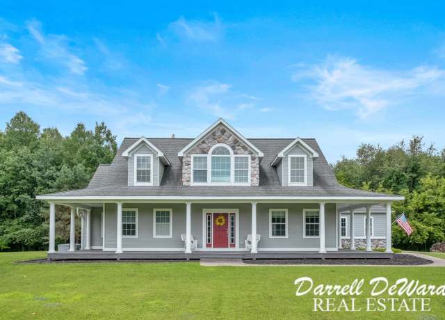 Property at 7499 Silver Ridge Dr, Rockford, MI 49341, 4 beds, 4 baths