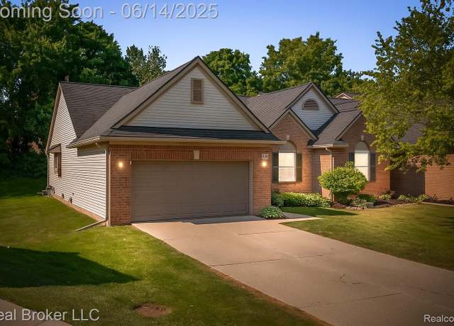 Property at 552 Snowfall Ct, Howell, MI 48843, 3 beds, 3 baths