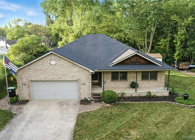 Property at 25000 Leroy St, Taylor, MI 48180, 3 beds, 2 baths