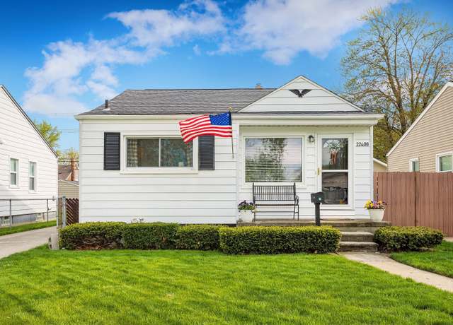 Property at 22408 California St, St Clair Shores, MI 48080, 3 beds, 1 bath