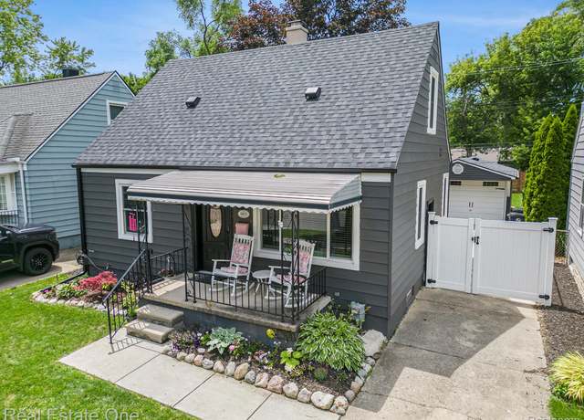 Property at 3821 Edgar Ave, Royal Oak, MI 48073, 3 beds, 1 bath