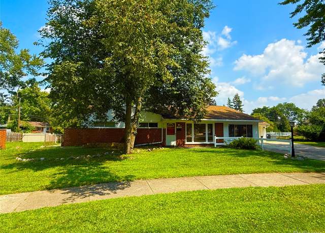 Property at 18582 Whitby St, Livonia, MI 48152, 3 beds, 2 baths