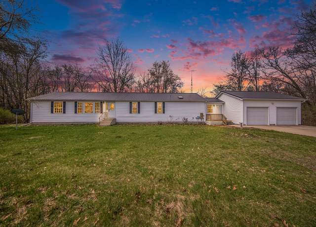 Property at 8615 E Chicago Rd, Horton, MI 49246, 3 beds, 2 baths