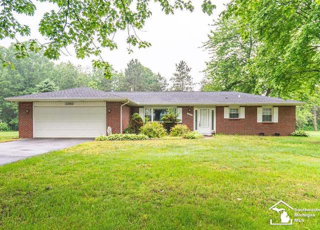 Property at 10993 Summerfield Rd, Temperance, MI 48182, 2 beds, 1.5 baths