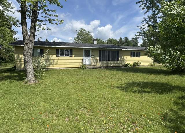 Property at 2351 S Mcgee Rd, Lake City, MI 49651, 3 beds, 1.5 baths