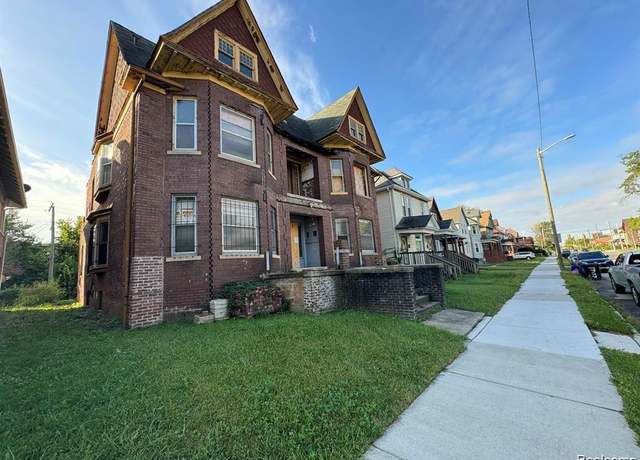 Property at 691 Clairmount St, Detroit, MI 48202, 10 beds, 4 baths