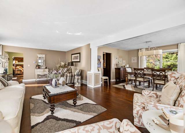 Property at 13921 S Bahia Vis, Traverse City, MI 49684, 5 beds, 4.5 baths