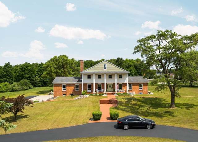 Property at 13921 S Bahia Vis, Traverse City, MI 49684, 5 beds, 4.5 baths