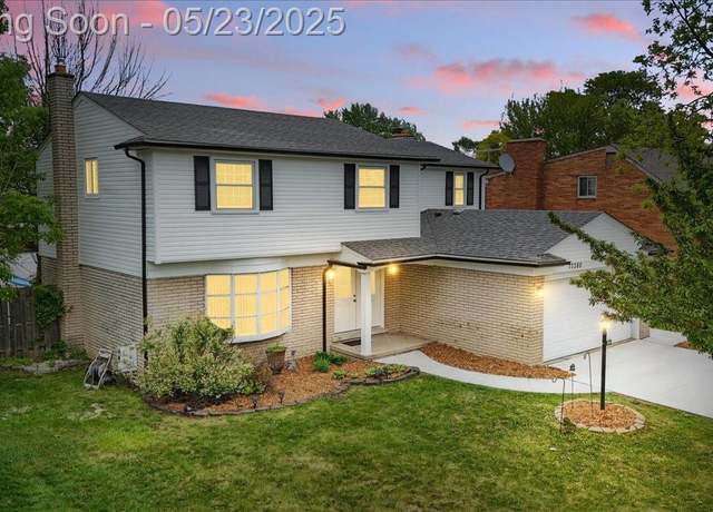 Property at 17380 Nadora St, Southfield, MI 48076, 4 beds, 2.5 baths