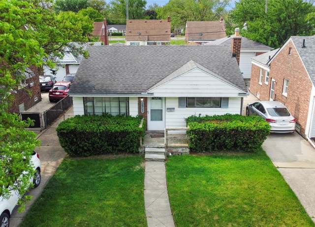Property at 16752 Stricker Ave Ave, Eastpointe, MI 48021, 2 beds, 1 bath