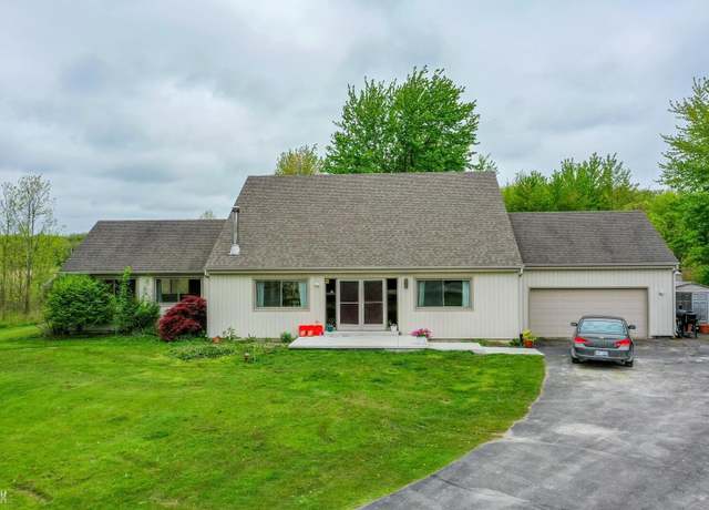 Property at 59695 Ray Center Rd, Ray, MI 48096, 3 beds, 2.5 baths