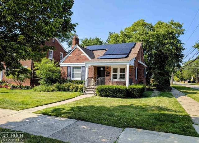 Property at 1292 Hampton Rd, Grosse Pointe Woods, MI 48236, 4 beds, 1.5 baths