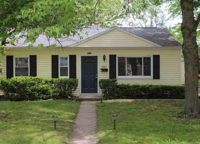Property at 1023 S Elizabeth St, Mt Pleasant, MI 48858, 3 beds, 1 bath