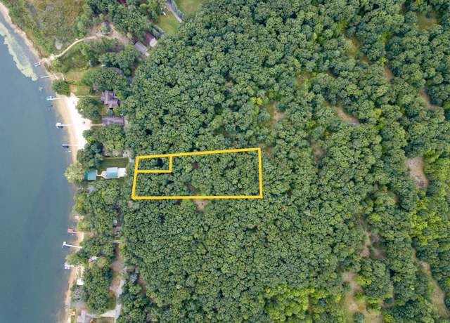 Property at 9428 W Oak Dr, Lake City, MI 49651