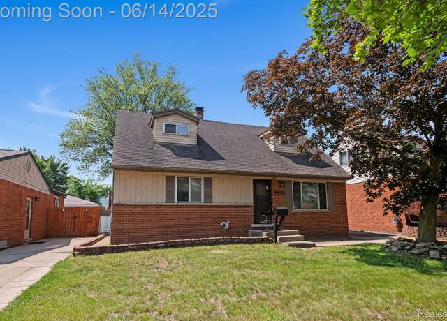 Property at 37649 Castle Dr, Romulus, MI 48174, 4 beds, 2.5 baths