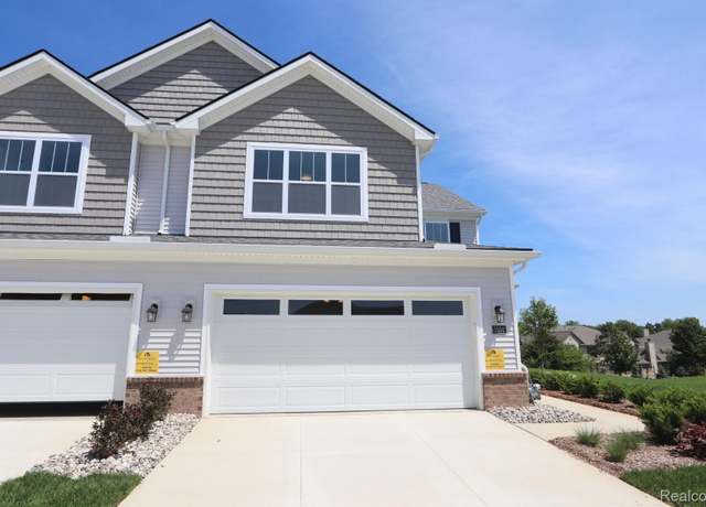 Property at 1504 Salt Springs Dr, Saline, MI 48176, 3 beds, 2.5 baths