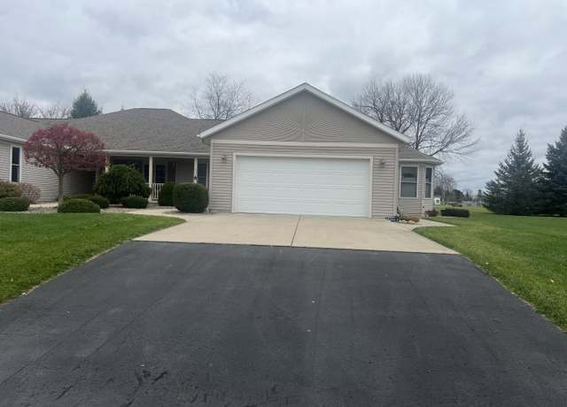 Property at 135 Oakwood Dr, Coldwater, MI 49036, 3 beds, 2 baths