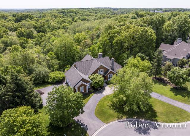 Property at 1740 Flowers Mill Ct NE, Grand Rapids, MI 49525, 4 beds, 3.5 baths