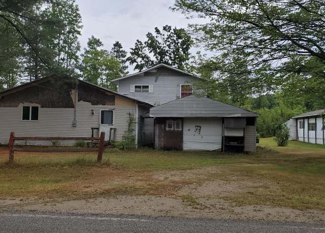 Property at 9185 S Cook Ave, Garfield Township, MI 48632, 4 beds, 2 baths