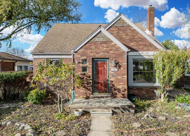 Property at 21799 Wilmot Ave, Eastpointe, MI 48021, 3 beds, 1.5 baths
