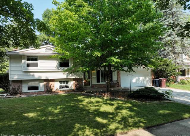 Property at 3212 Lockridge Dr, Ann Arbor, MI 48108, 3 beds, 1.5 baths