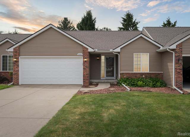 Property at 2063 W Ridge Dr, Davison, MI 48423, 2 beds, 2 baths