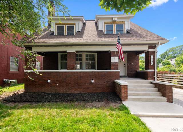 Property at 1725 Seyburn St, Detroit, MI 48214, 6 beds, 4.5 baths