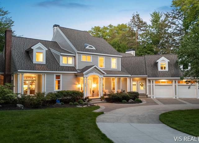 Property at 19128 Rosemary Rd, Spring Lake, MI 49456, 6 beds, 7 baths