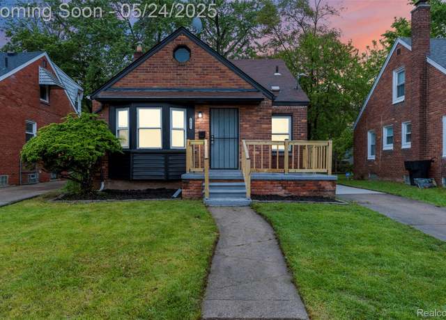Property at 18483 Freeland St, Detroit, MI 48235, 3 beds, 1.5 baths