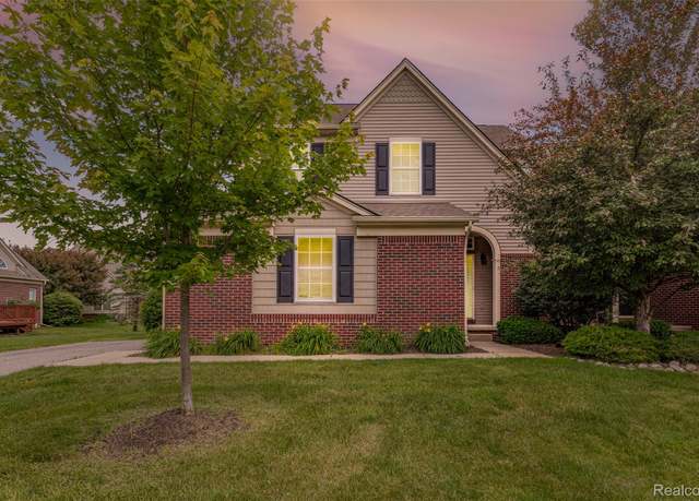 Property at 262 Morgan Dr, Canton, MI 48188, 3 beds, 2.5 baths