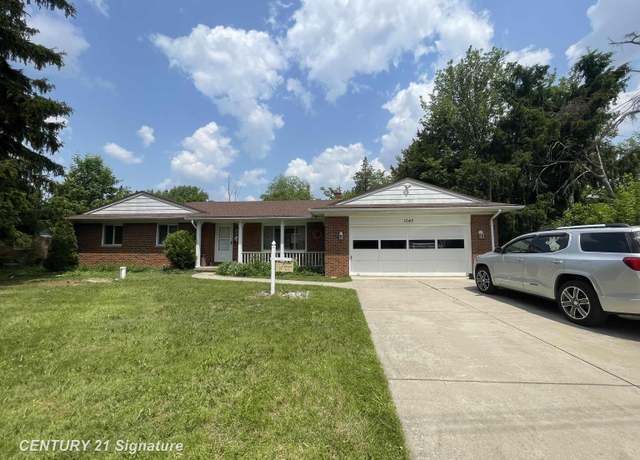 Property at 1045 N Pinecrest Ln, Grand Blanc, MI 48439, 3 beds, 1.5 baths