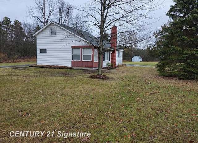 Property at 8444 N Mckinley Rd, Flushing, MI 48433, 3 beds, 1.5 baths