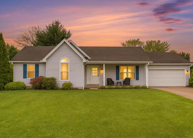 Property at 830 E Lyons St, Schoolcraft, MI 49087, 4 beds, 3 baths