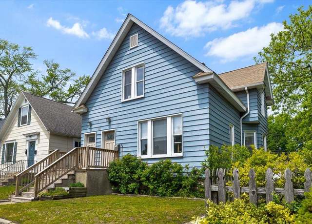 Property at 535 Archer Ave, St Joseph, MI 49085, 3 beds, 3 baths