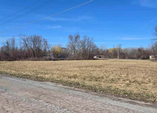 Property at 827 Irving Park Blvd, Saginaw, MI 48601