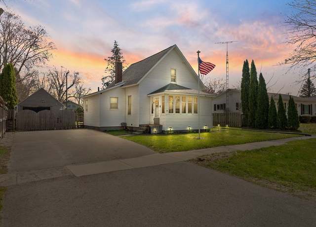 Property at 209 S Howard St, Webberville, MI 48892, 1 bed, 1 bath