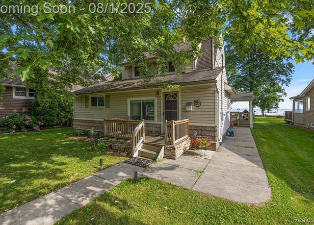 Property at 38292 Murdick Dr, New Baltimore, MI 48047, 3 beds, 2 baths