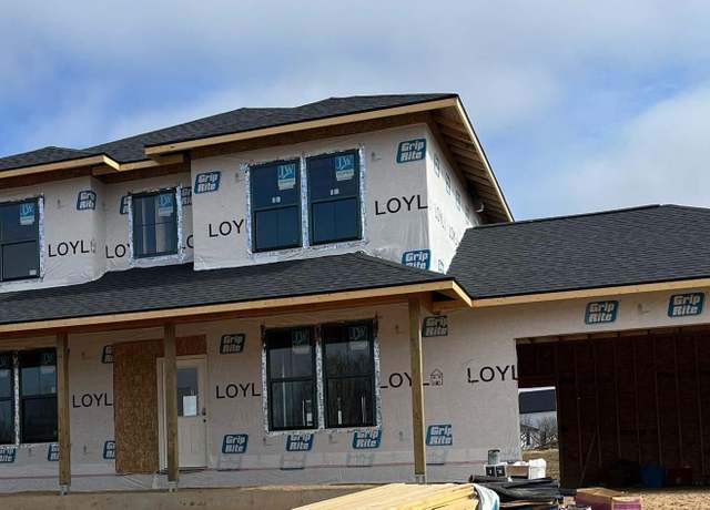 Property at 2712 Miracle Ln NE, Grand Rapids, MI 49525, 4 beds, 2.5 baths