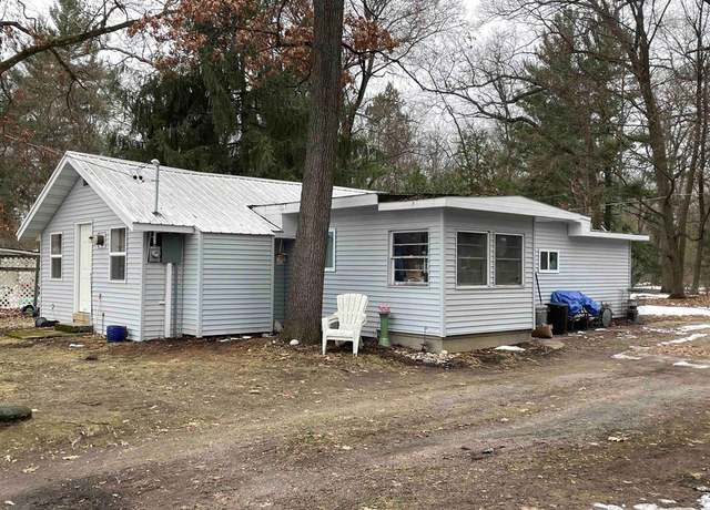 Property at 17068 Seventh St, Wellston, MI 49689, 2 beds, 1 bath